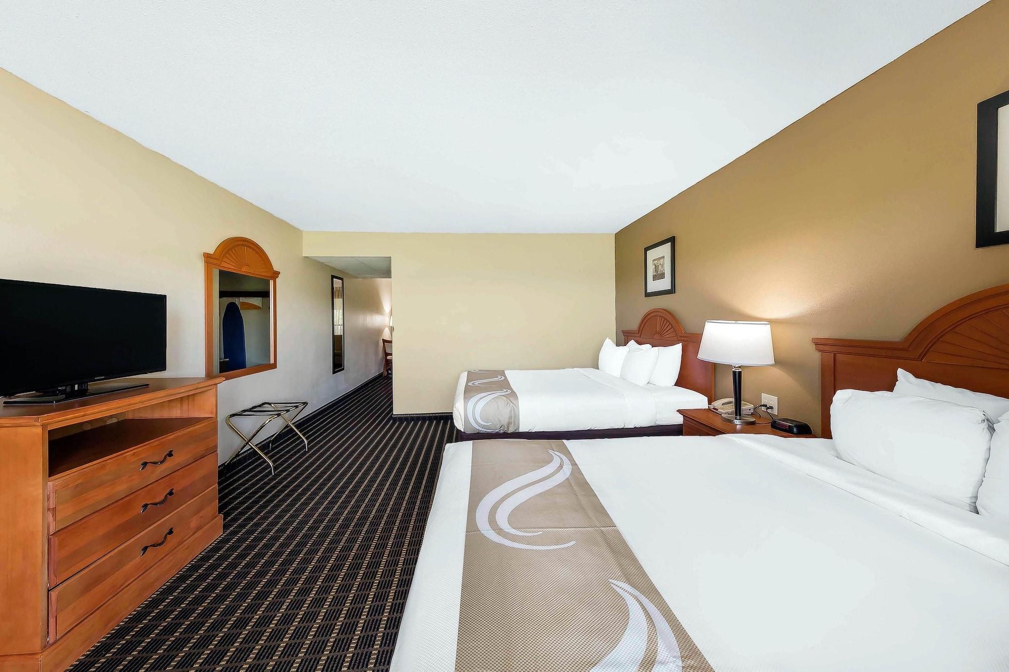 Quality Inn & Suites Sevierville - Pigeon Forge Exterior photo