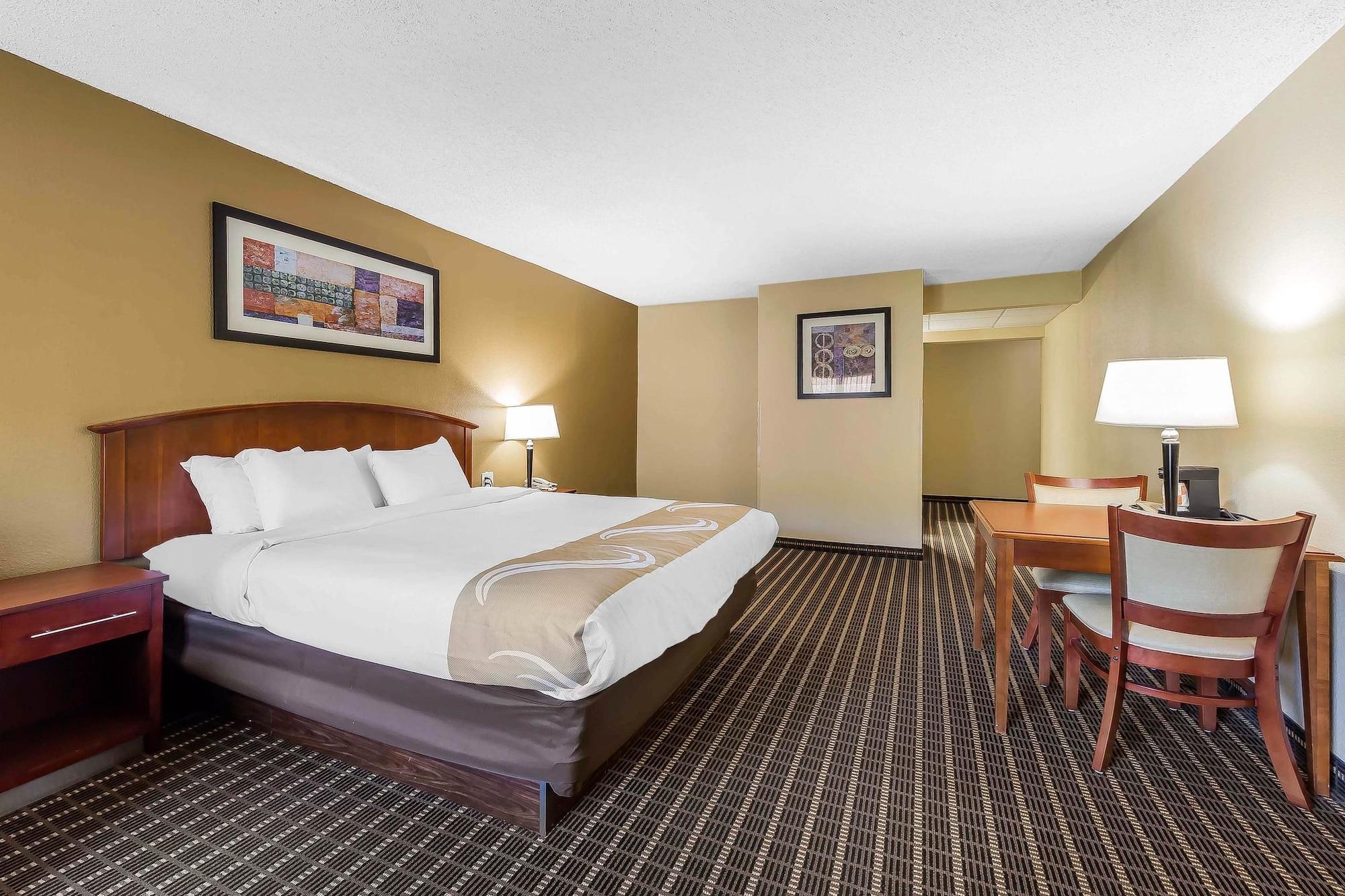 Quality Inn & Suites Sevierville - Pigeon Forge Exterior photo