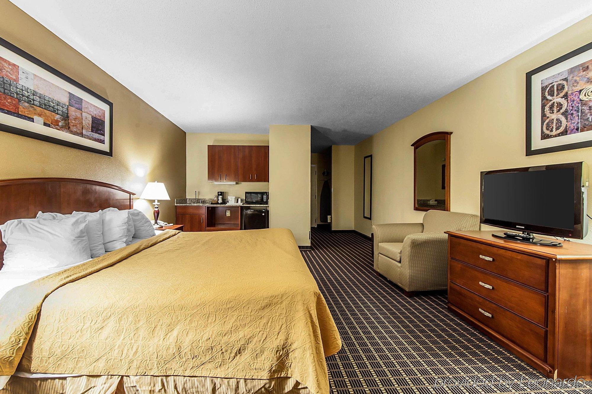 Quality Inn & Suites Sevierville - Pigeon Forge Exterior photo