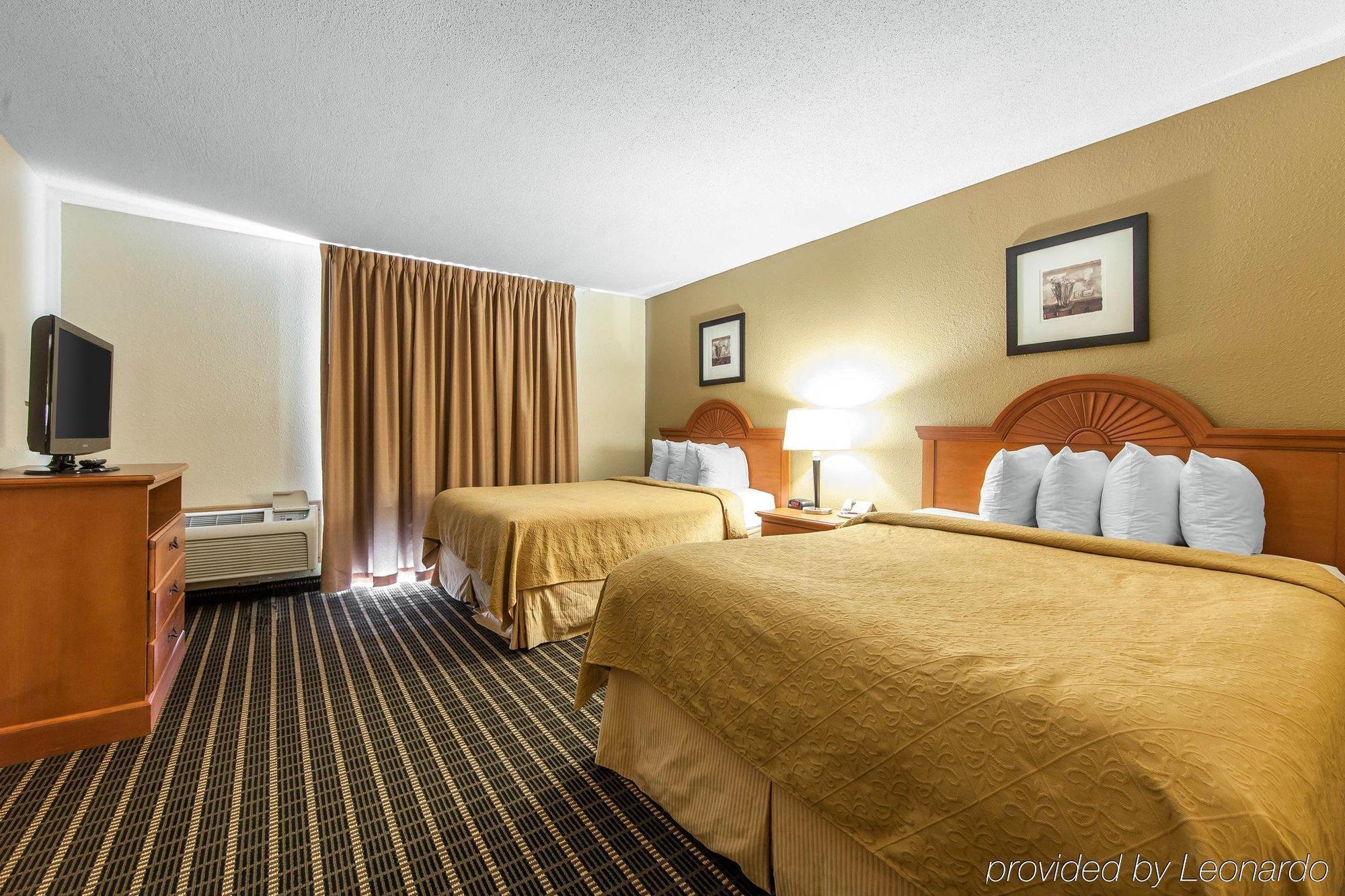 Quality Inn & Suites Sevierville - Pigeon Forge Exterior photo