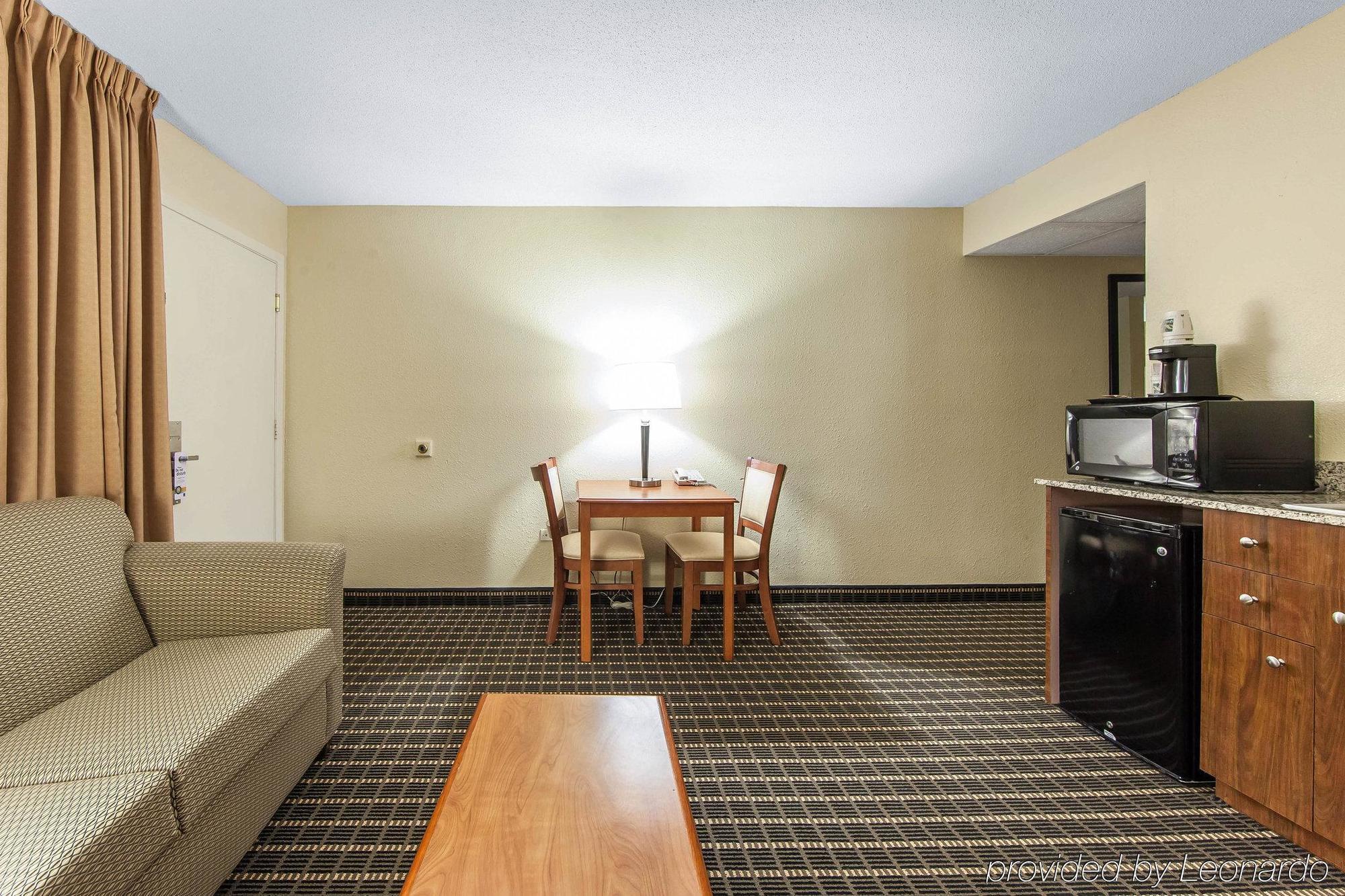 Quality Inn & Suites Sevierville - Pigeon Forge Exterior photo
