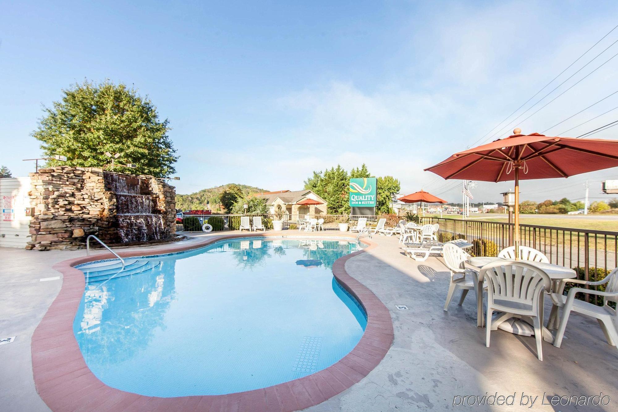 Quality Inn & Suites Sevierville - Pigeon Forge Exterior photo