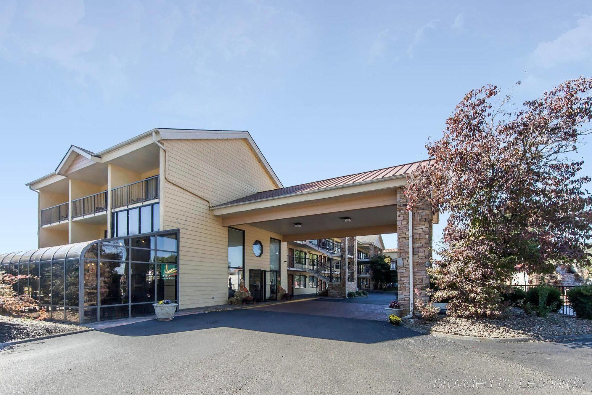 Quality Inn & Suites Sevierville - Pigeon Forge Exterior photo