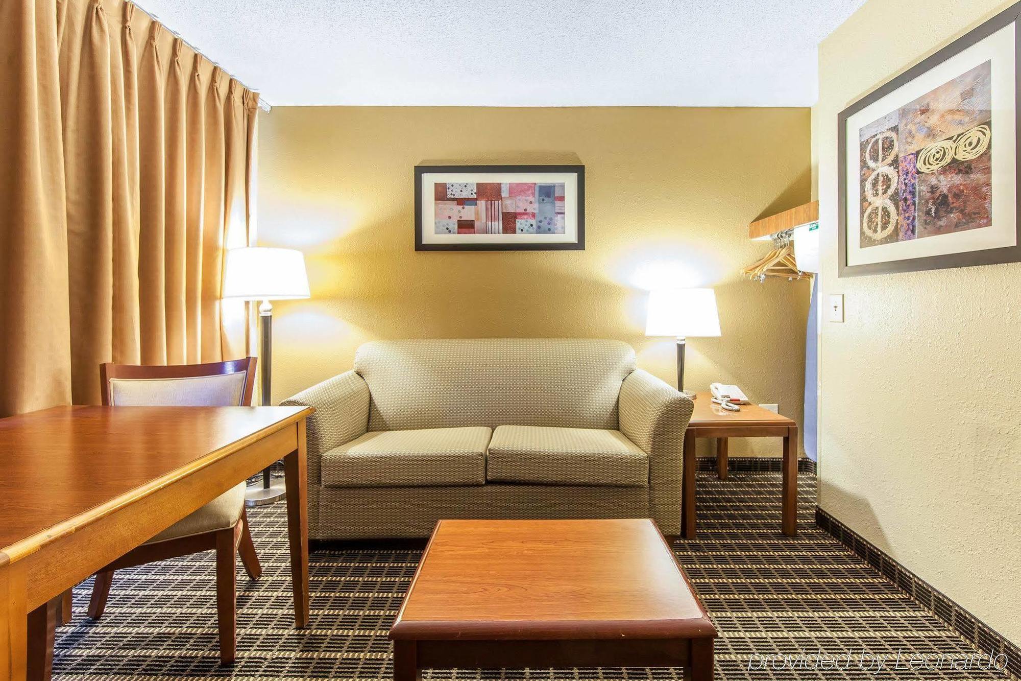 Quality Inn & Suites Sevierville - Pigeon Forge Exterior photo