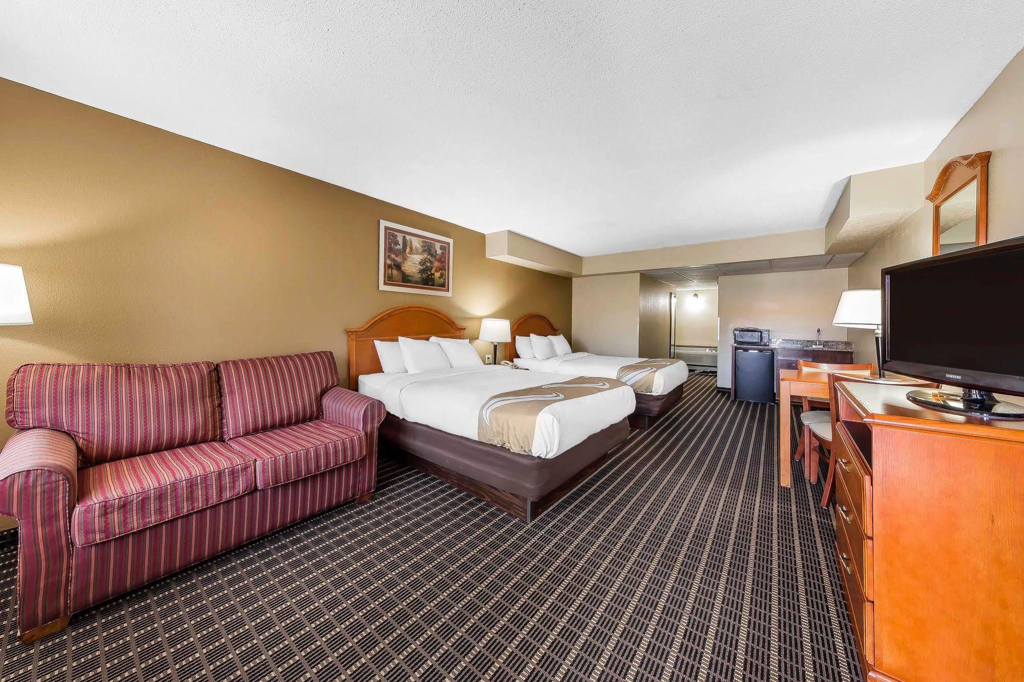 Quality Inn & Suites Sevierville - Pigeon Forge Exterior photo