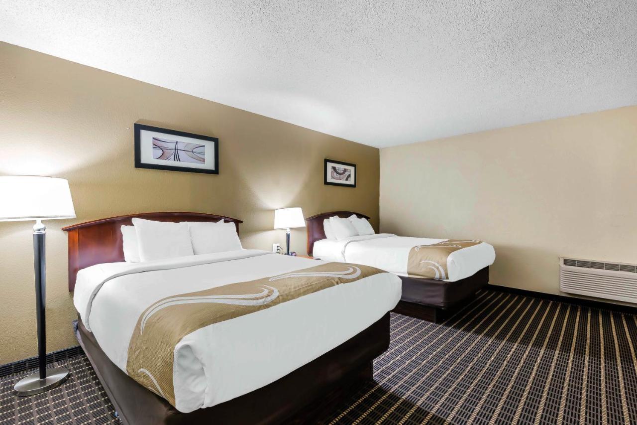 Quality Inn & Suites Sevierville - Pigeon Forge Exterior photo