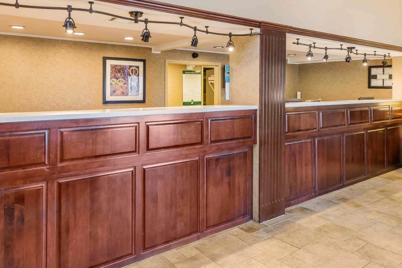 Quality Inn & Suites Sevierville - Pigeon Forge Exterior photo